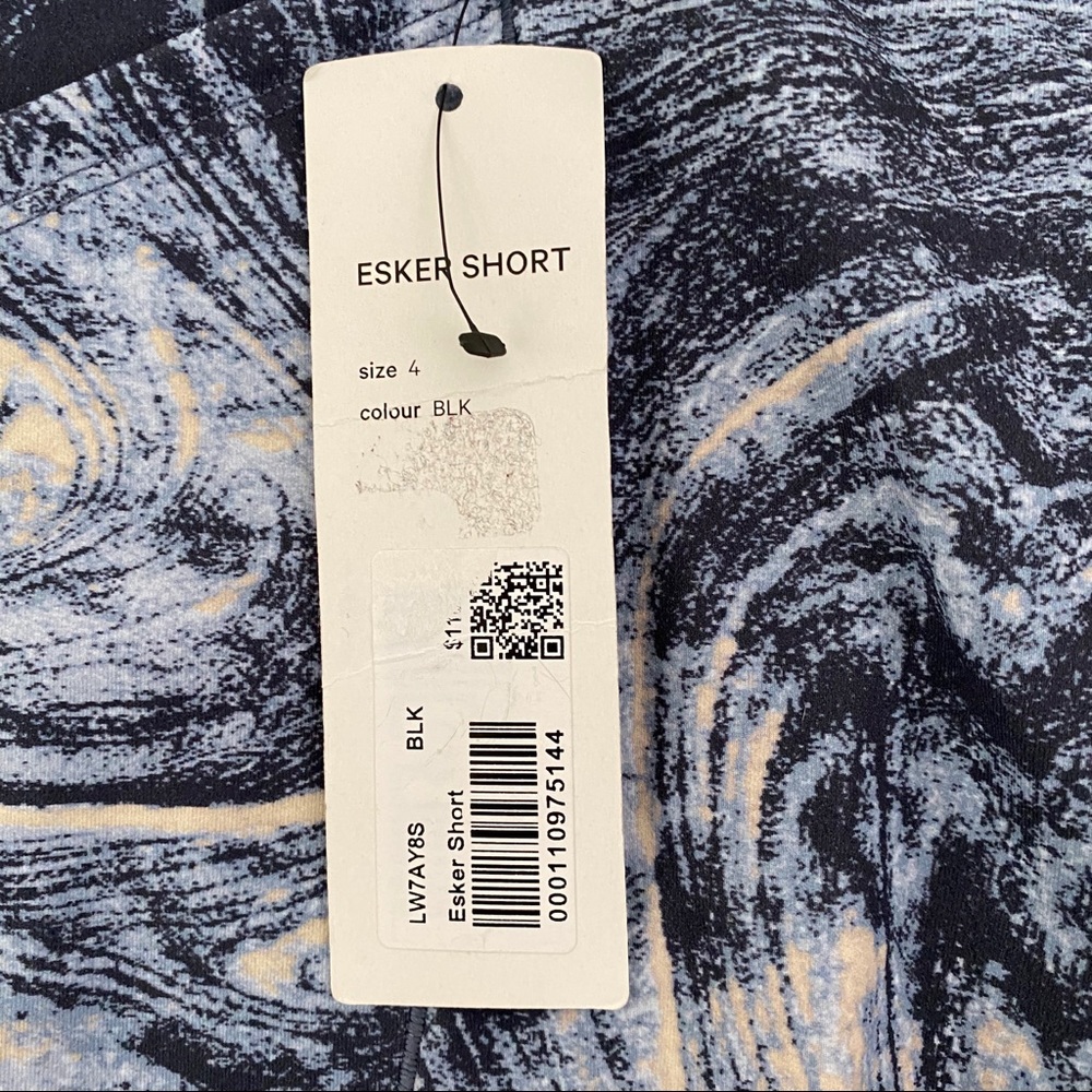 Lululemon lab esker shorts - Picture 2 of 7